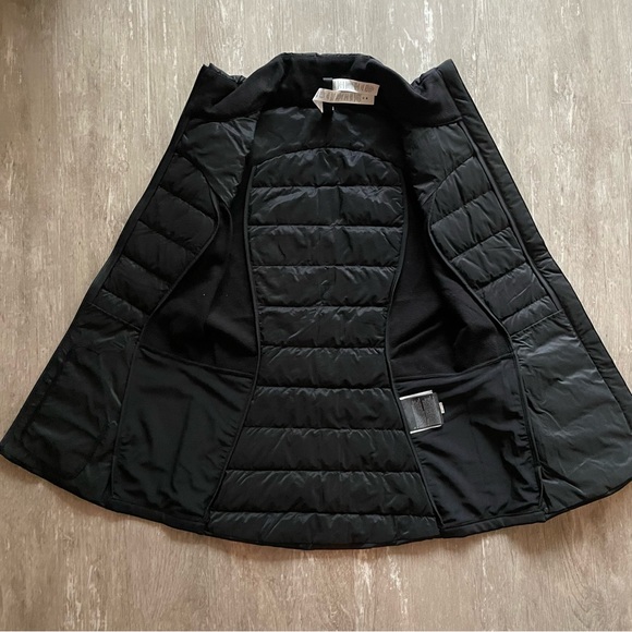 Lululemon Down for It All Vest in Black 700 fill down puffer - Picture 3 of 8